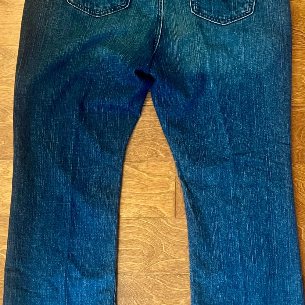 VintageLevi’s 515 Bootcut Jeans | Dark Wash Y2K Denim | Classic Levi’s | Sz 20‎ - Picture 4 of 9